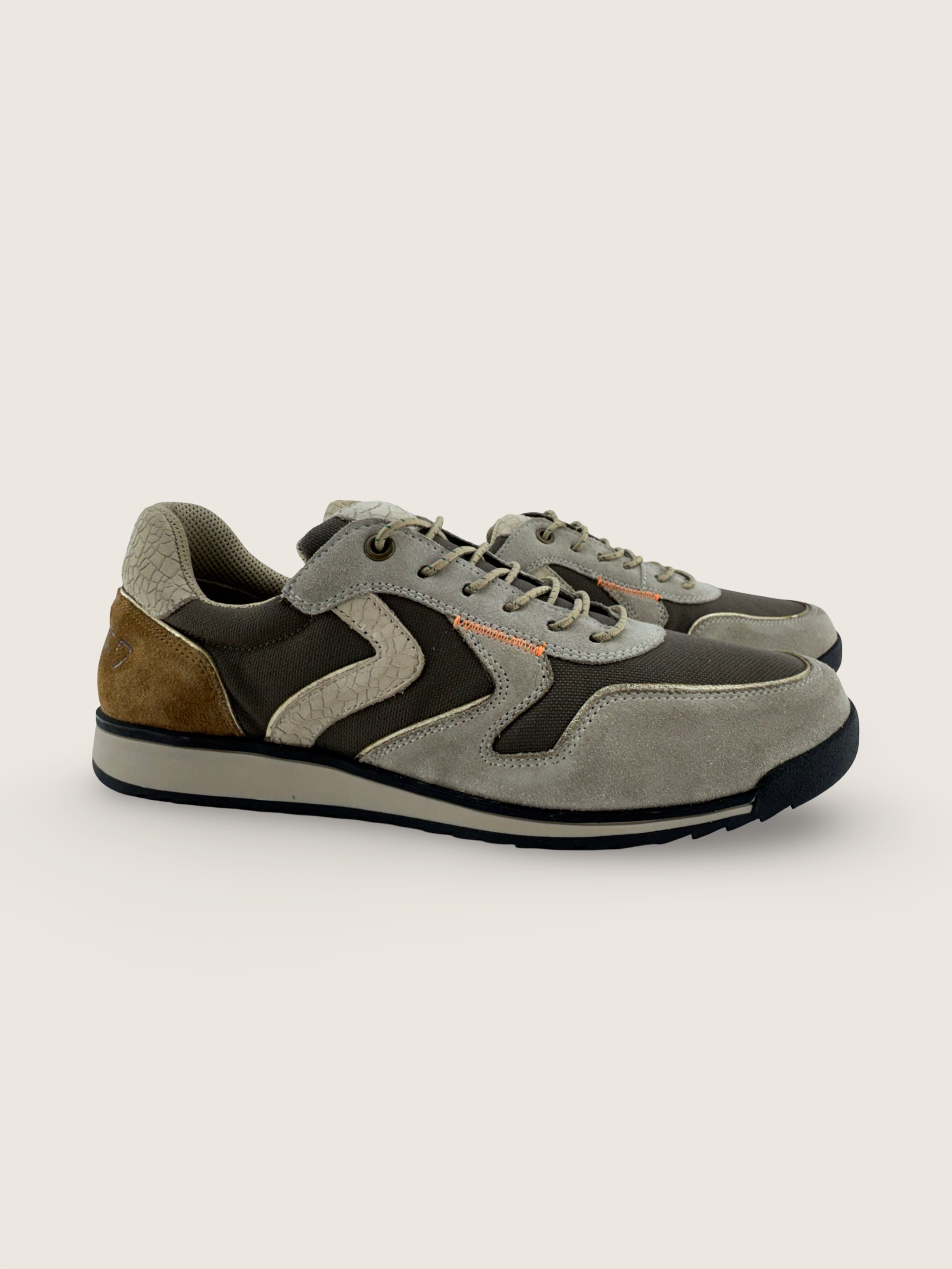 大阪 Men's Osaka in beige and brown leather suede with brown nylon parachute - Image 3