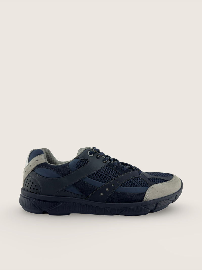 富士 Men's FUJI in dark navy blue leather nubuck with denim blue technical mesh panels